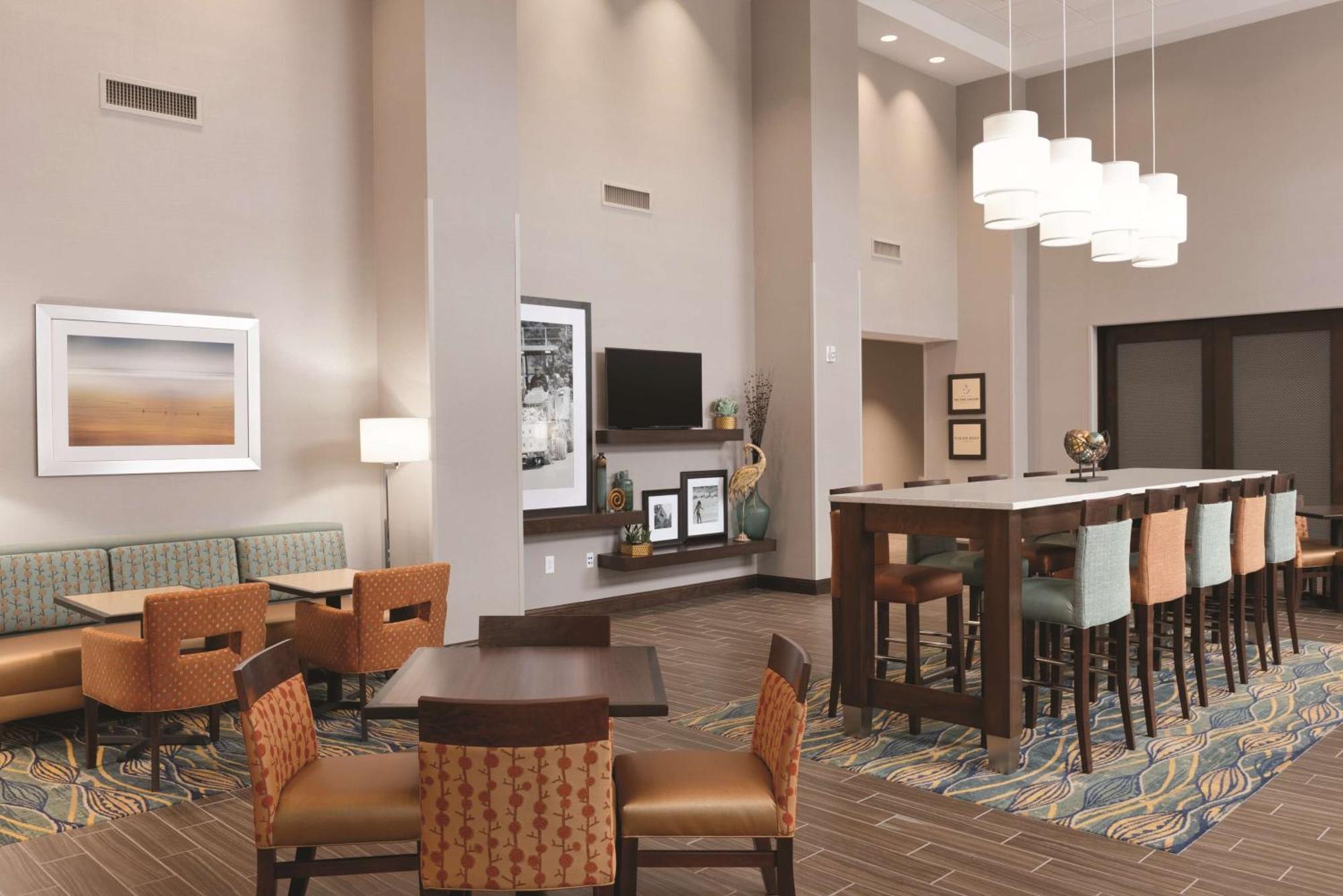 Hampton Inn & Suites - Deland Dış mekan fotoğraf